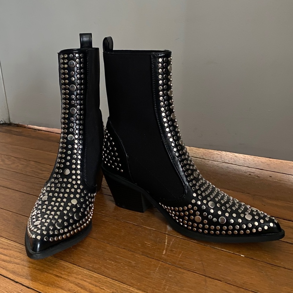 Size 8 Black Studded Chelsea Boots